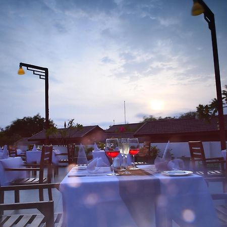 Zfreeti Hotel Nyaung-U Экстерьер фото