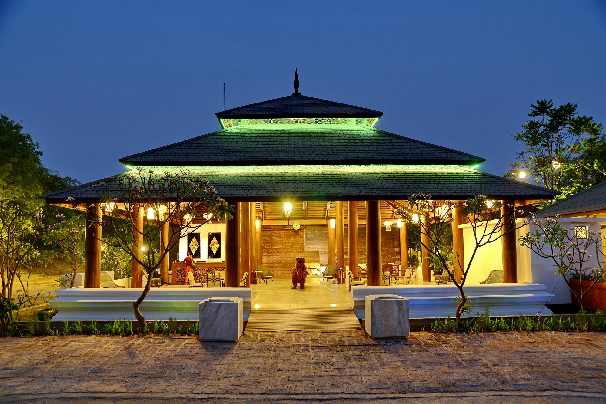 Zfreeti Hotel Nyaung-U Экстерьер фото
